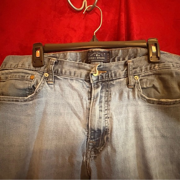 Lucky Brand Men's Denim Jeans in Light Blue - Picture 2 of 12
